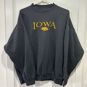 Vintage Y2K Iowa Hawkeyes TSI Embroidered Crewneck Sweatshirt XL Black